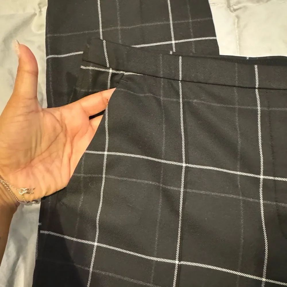 Elie Taharie tailored Black and White Plaid Pants in US size 12 - Picture 2 of 11